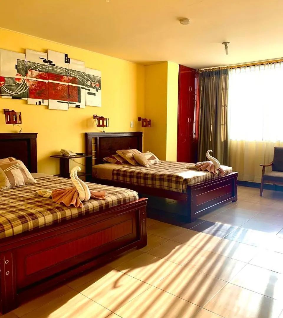 Dos Hemisferios Hotel Quito